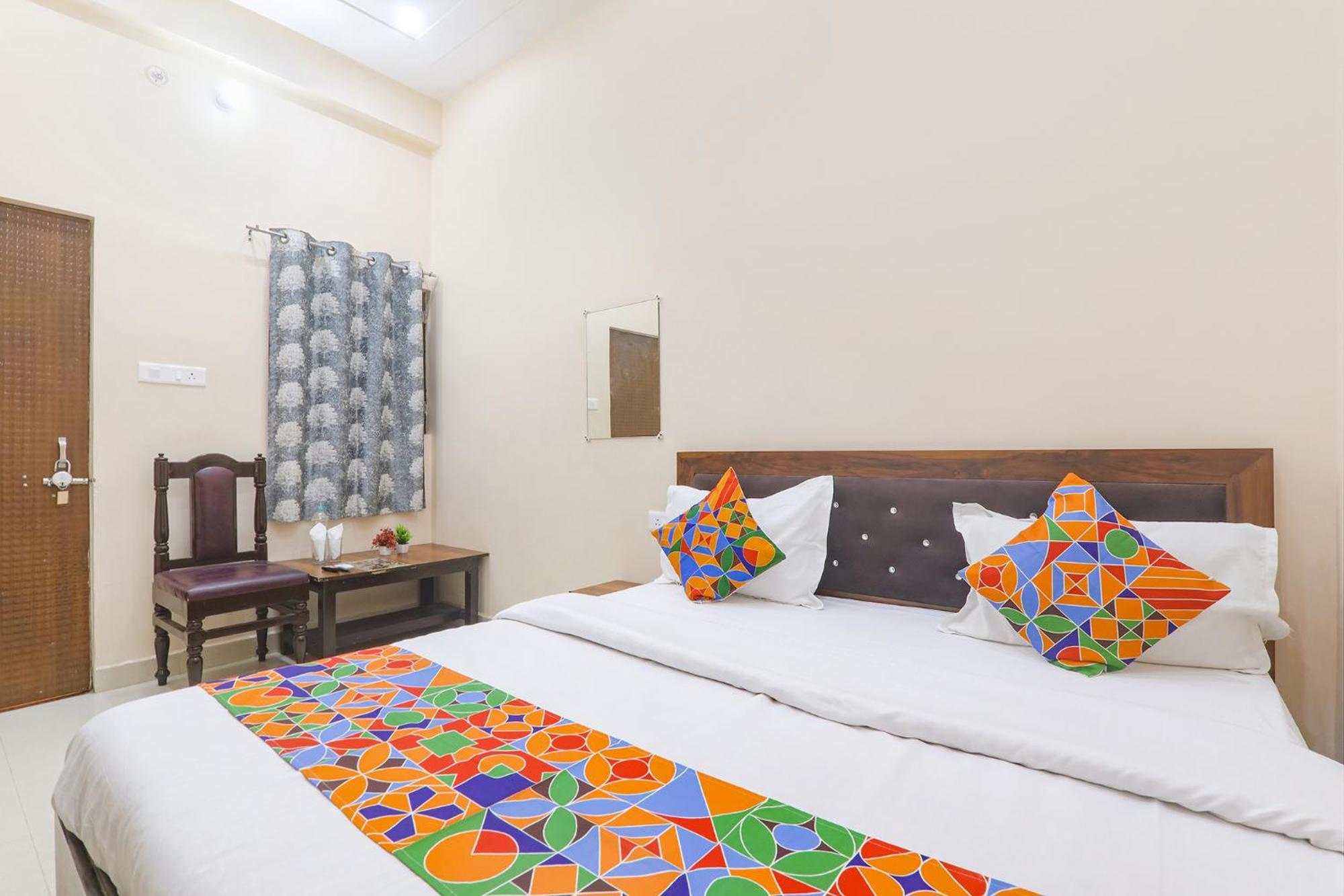 Fabhotel Rk Palace Ayodhya Zewnętrze zdjęcie
